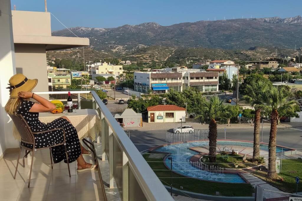 Apartment 95 M2, Center Of Sitia, Wifi, 350M Beach Exteriér fotografie