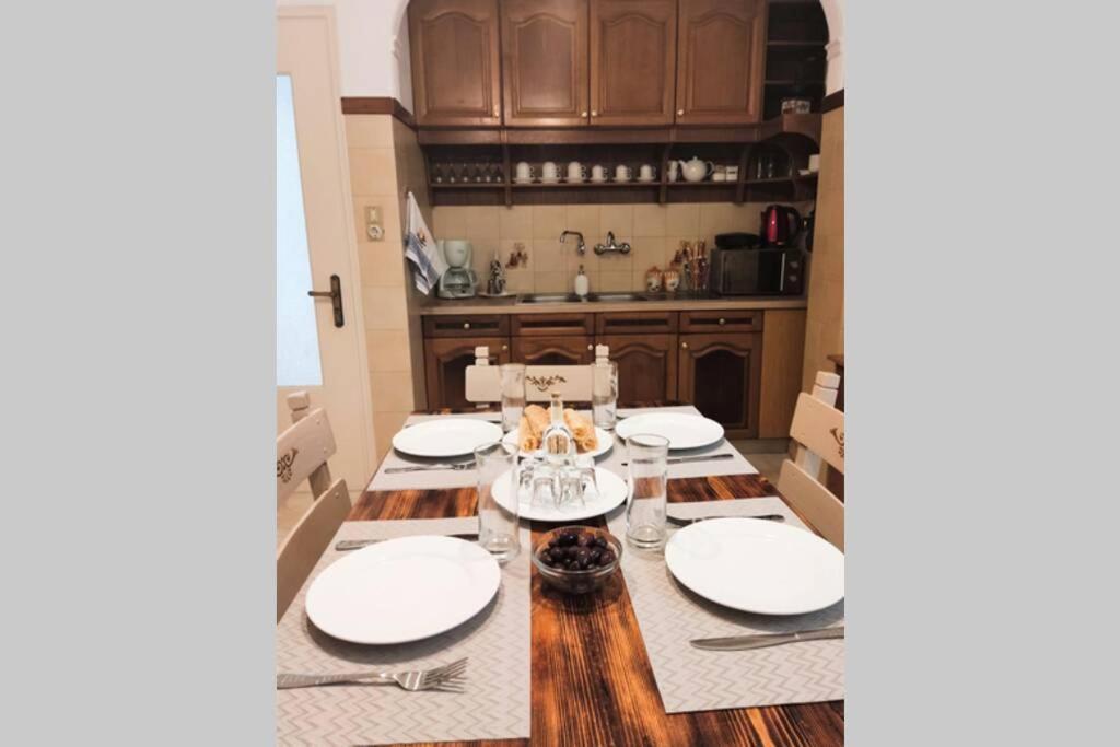 Apartment 95 M2, Center Of Sitia, Wifi, 350M Beach Exteriér fotografie